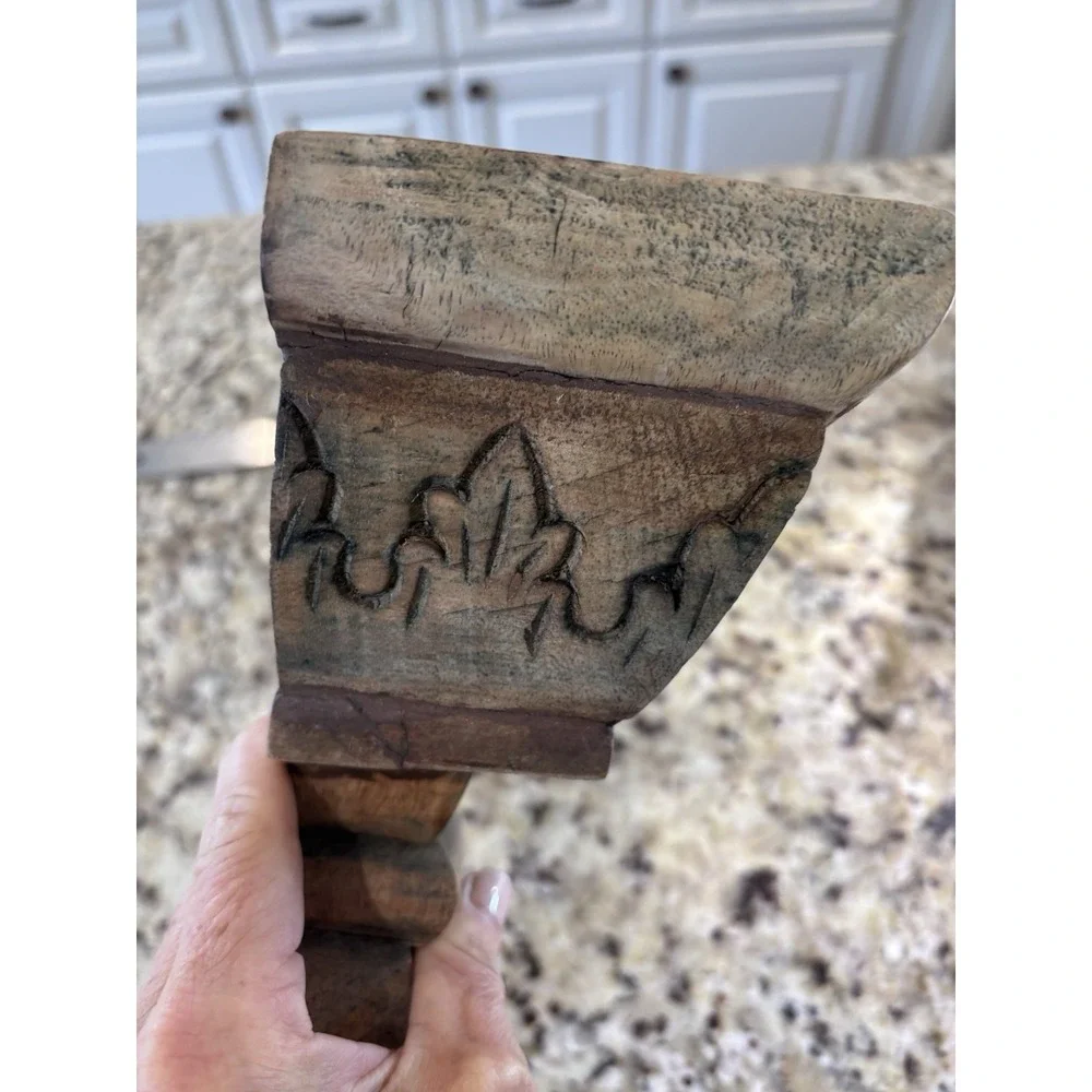 Beautiful Wood Sconce Wood Is Raw Can Be Repainted Or Used As Is.‎ 3702